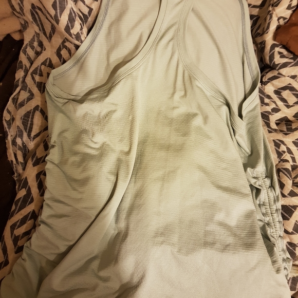 Lululemon Light Weight Racer Back - Picture 3 of 4